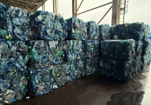 ПЭТ крупная